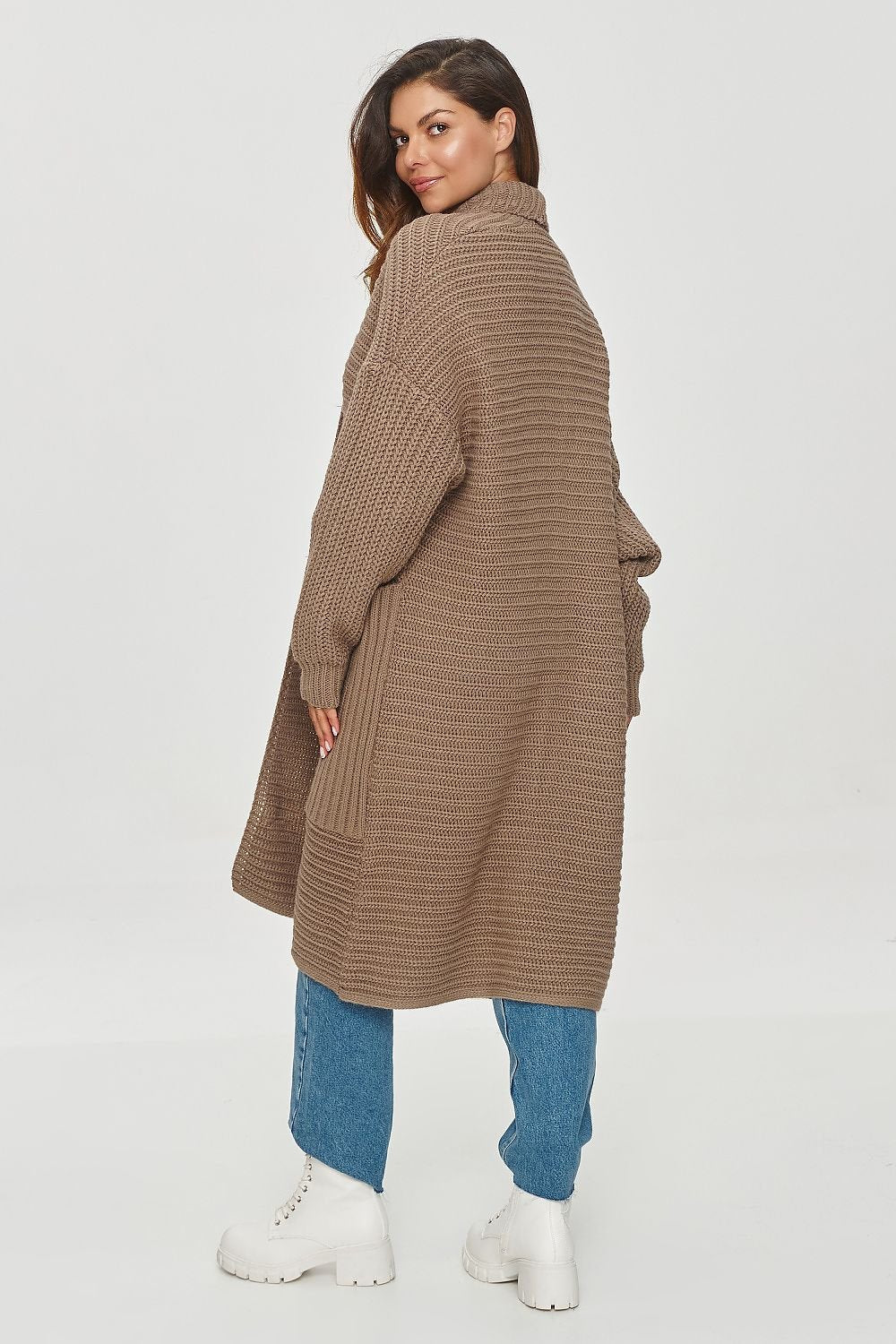 Cardigan model 201795 Makadamia