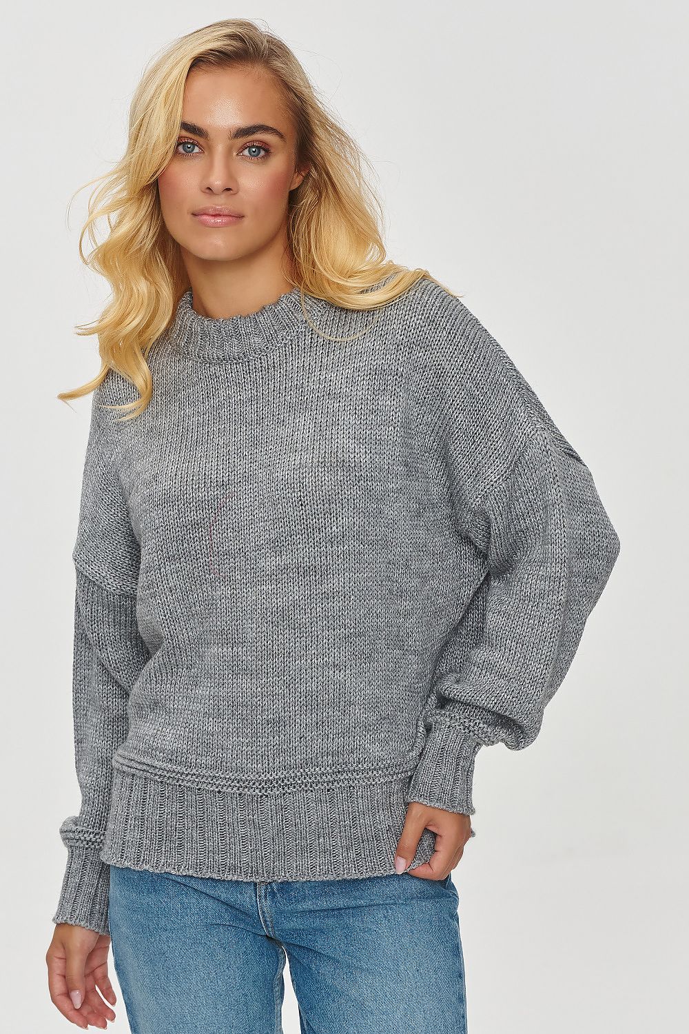Sweater model 201814 Makadamia