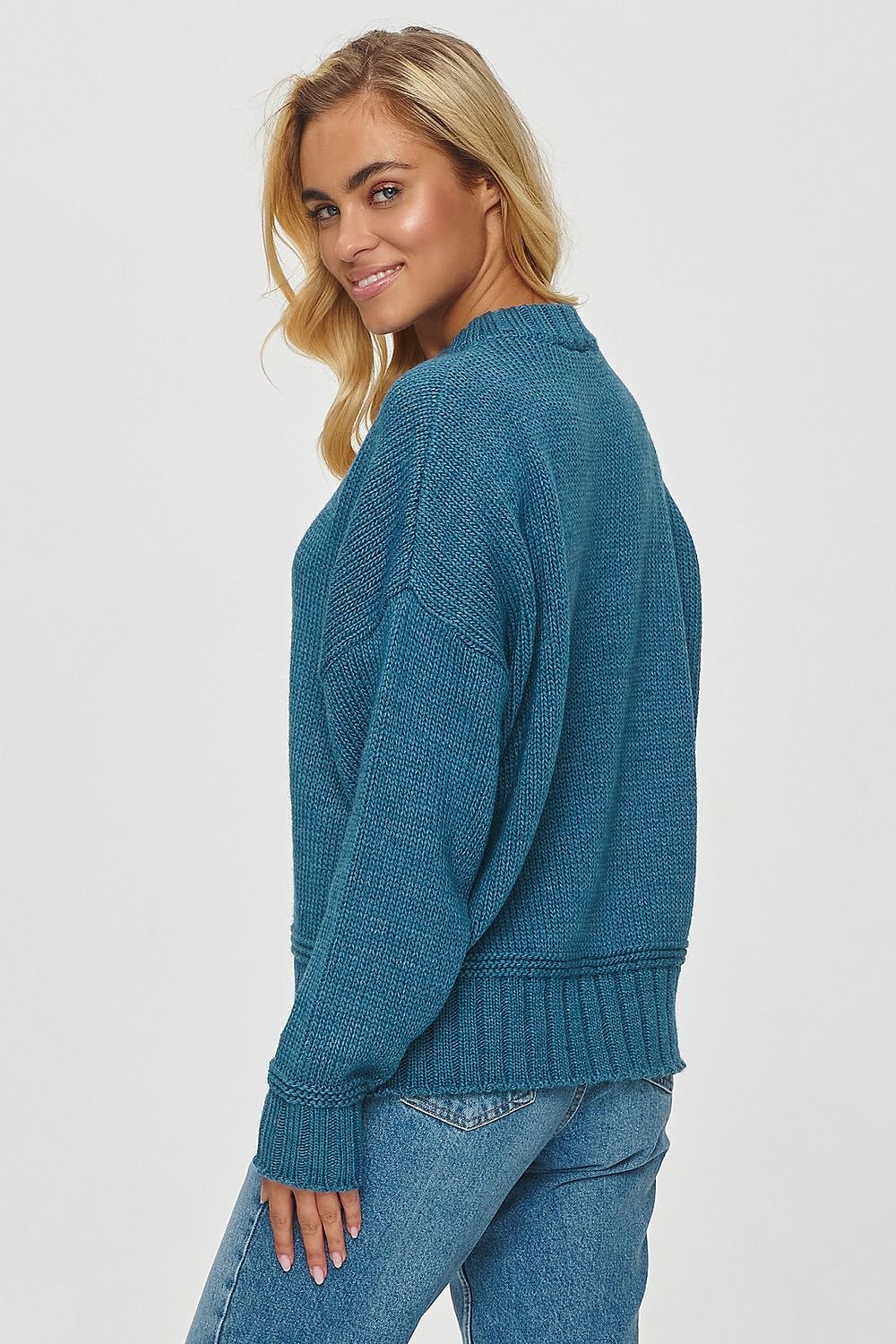 Sweater model 201814 Makadamia