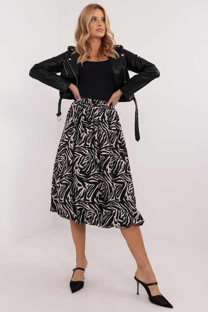  Jupe model 201855 Italy Moda 