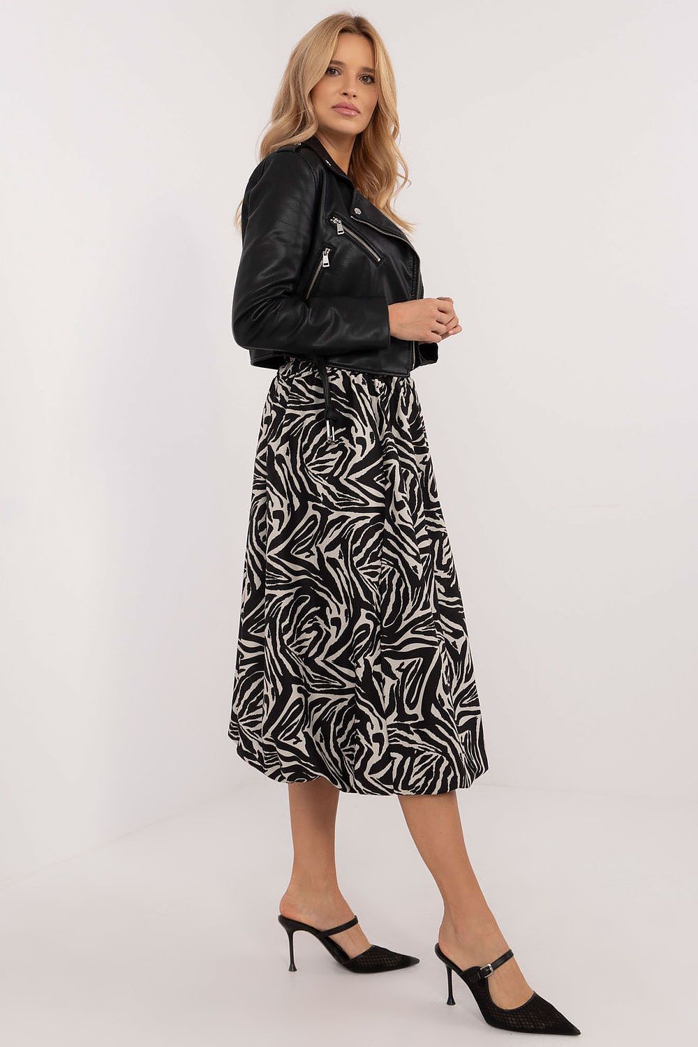  Jupe model 201855 Italy Moda 