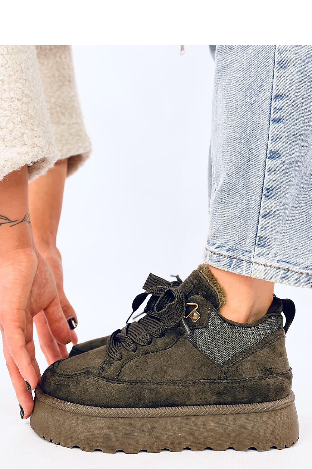  Chaussures de sport model 202150 Inello 