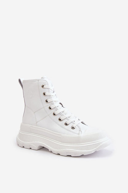  Baskets model 202228 Step in style 