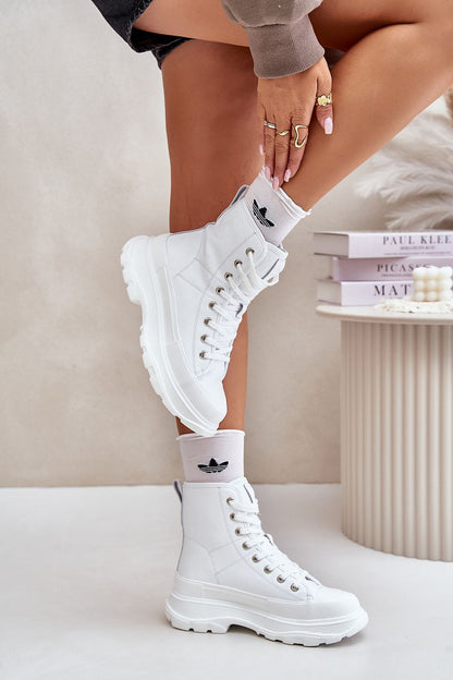  Baskets model 202228 Step in style 