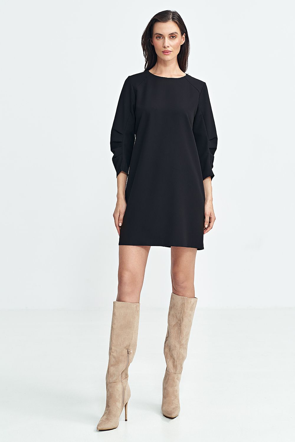 فستان نهاري موديل 202473 نايف