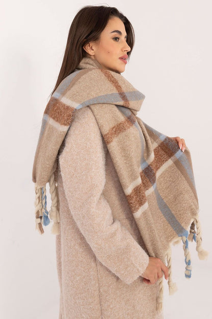  Châle model 202573 AT 
