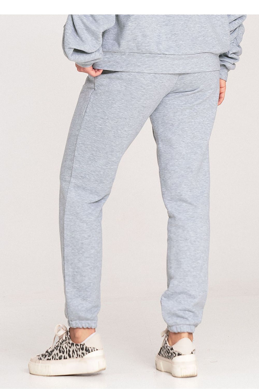  Pantalon survêtement model 203129 Figl 