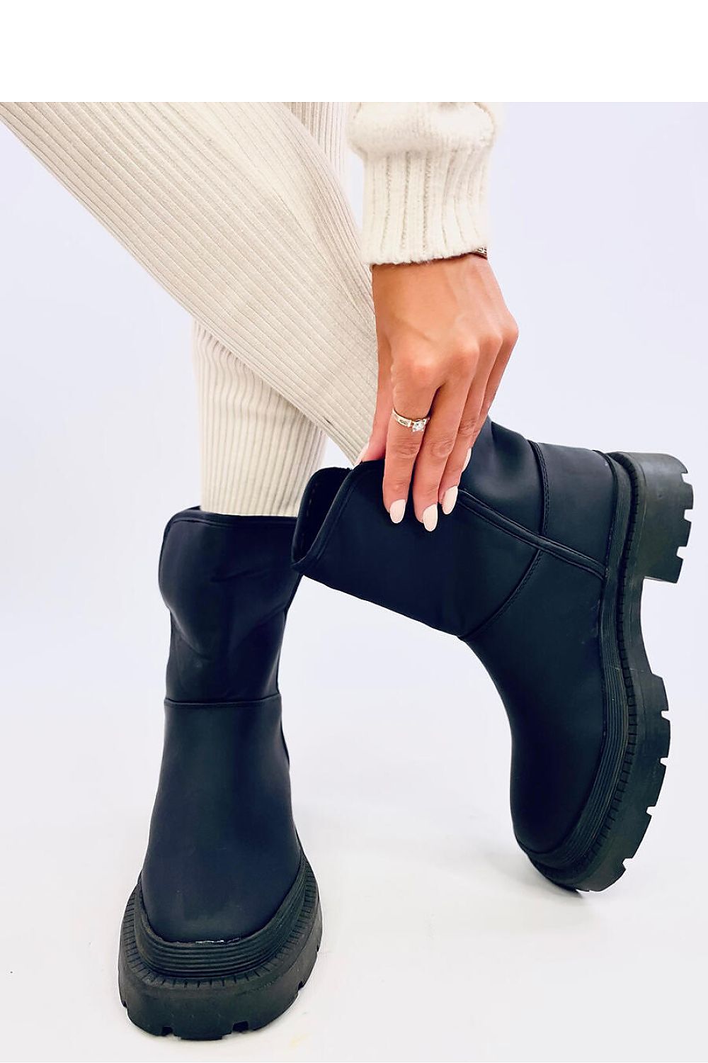  bottes de neige model 203258 Inello 