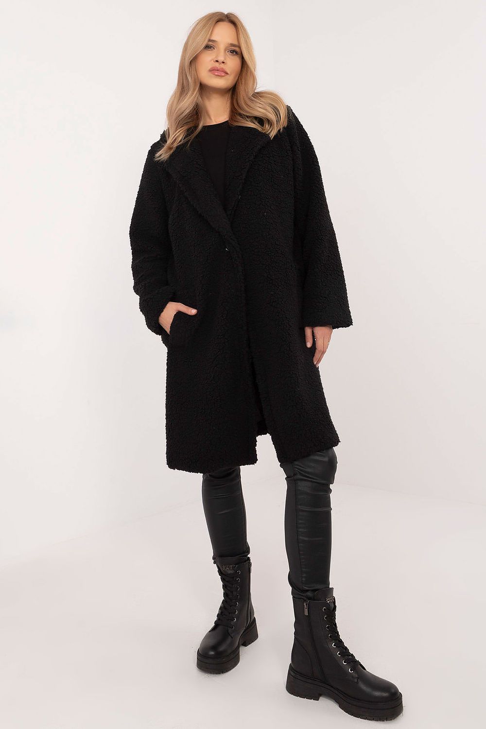  Manteau model 203741 Italy Moda 