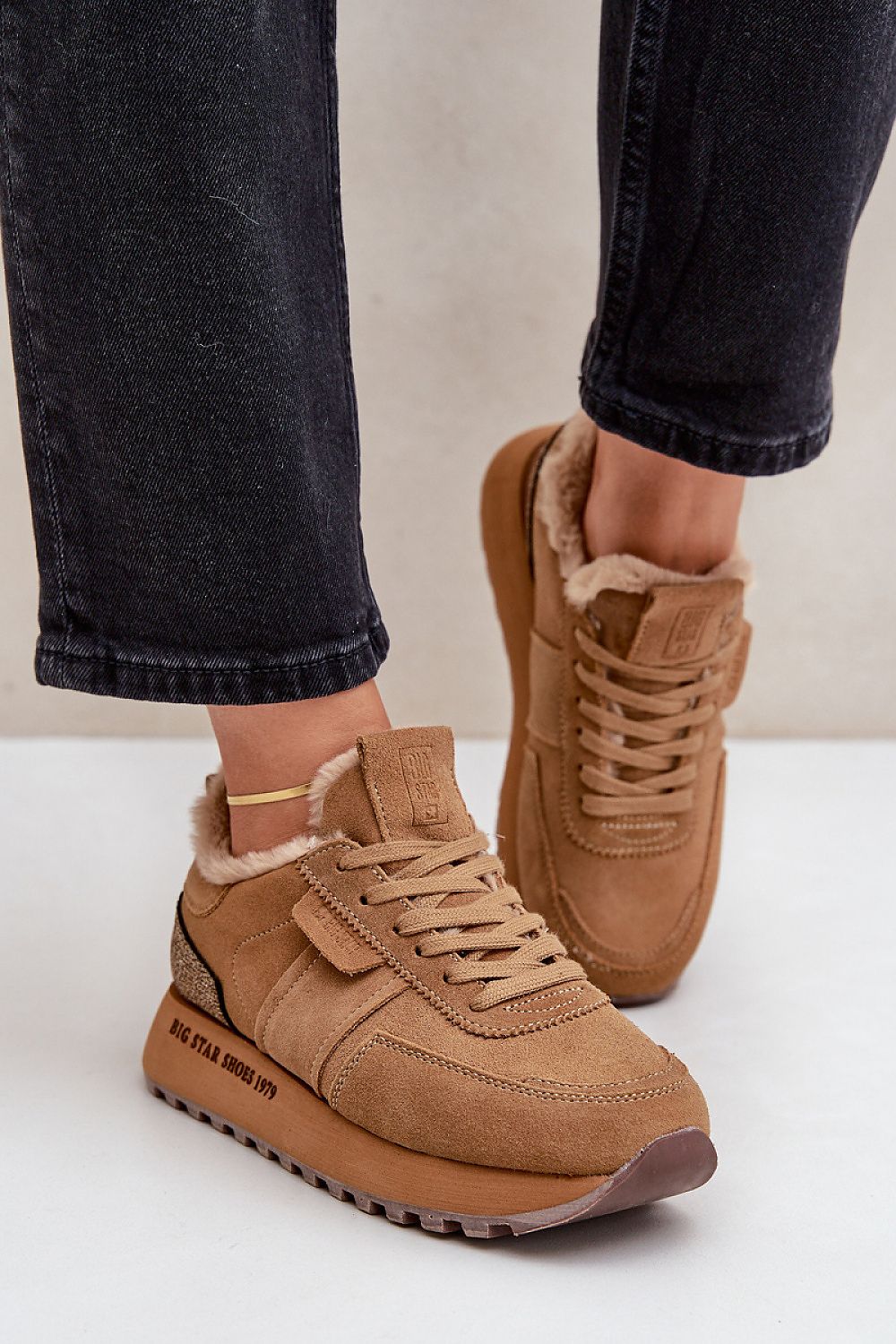  Chaussures de sport model 203921 Step in style 