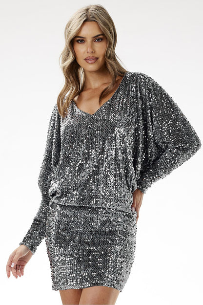  Robe de soirée model 204249 awama 