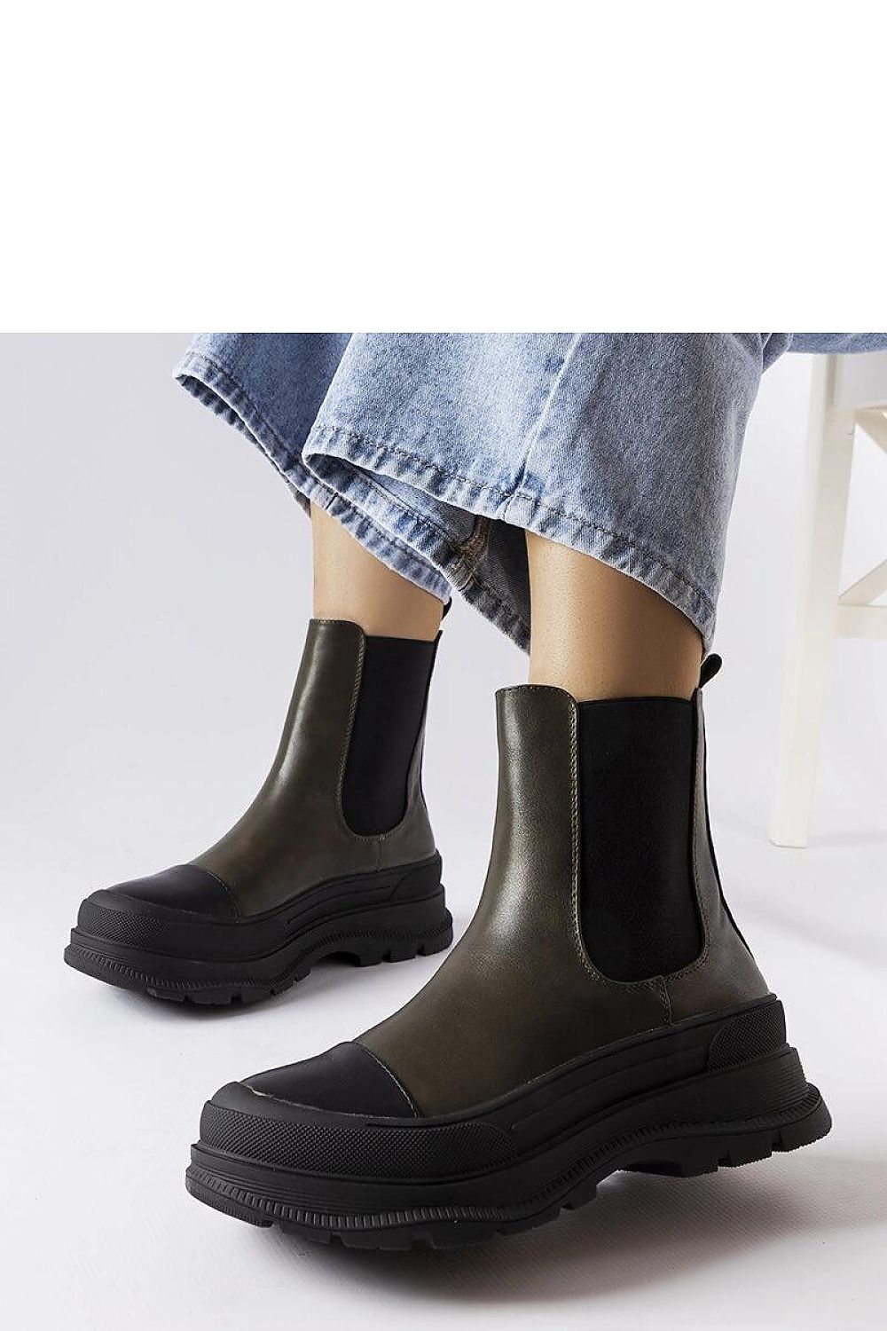  Bottes model 204627 Solea 