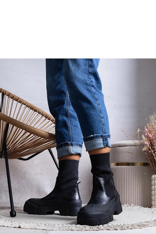  Bottes model 204637 Solea 