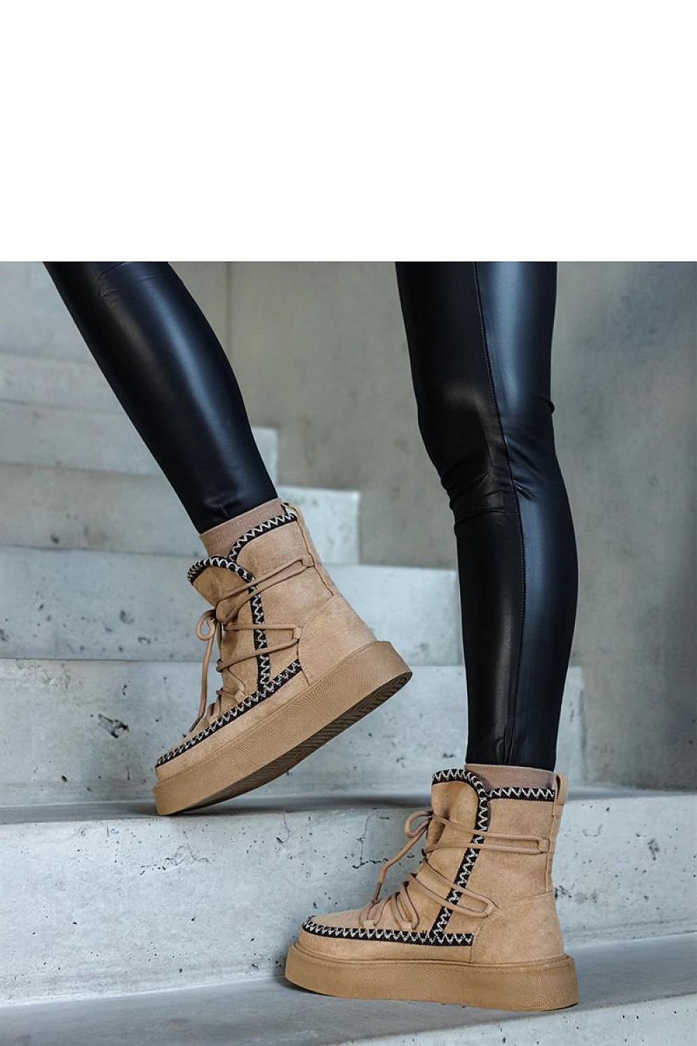  Bottes trappeur model 204705 Solea 