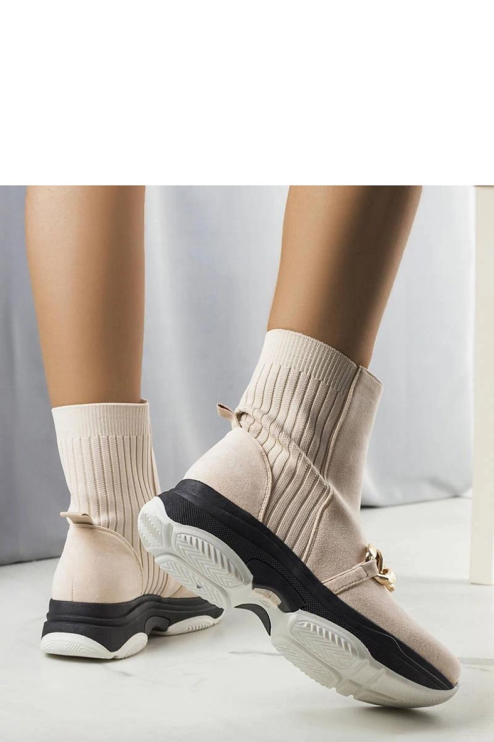  Bottes model 204845 Solea 