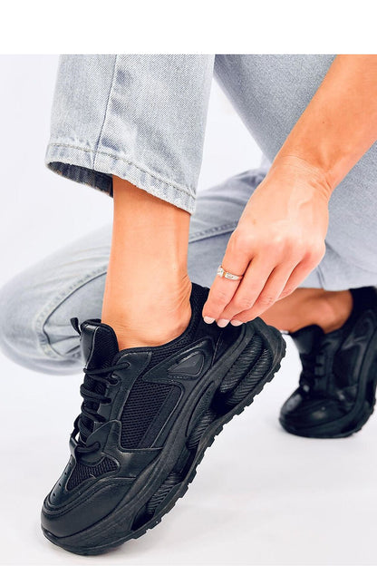  Chaussures de sport model 205015 Inello 