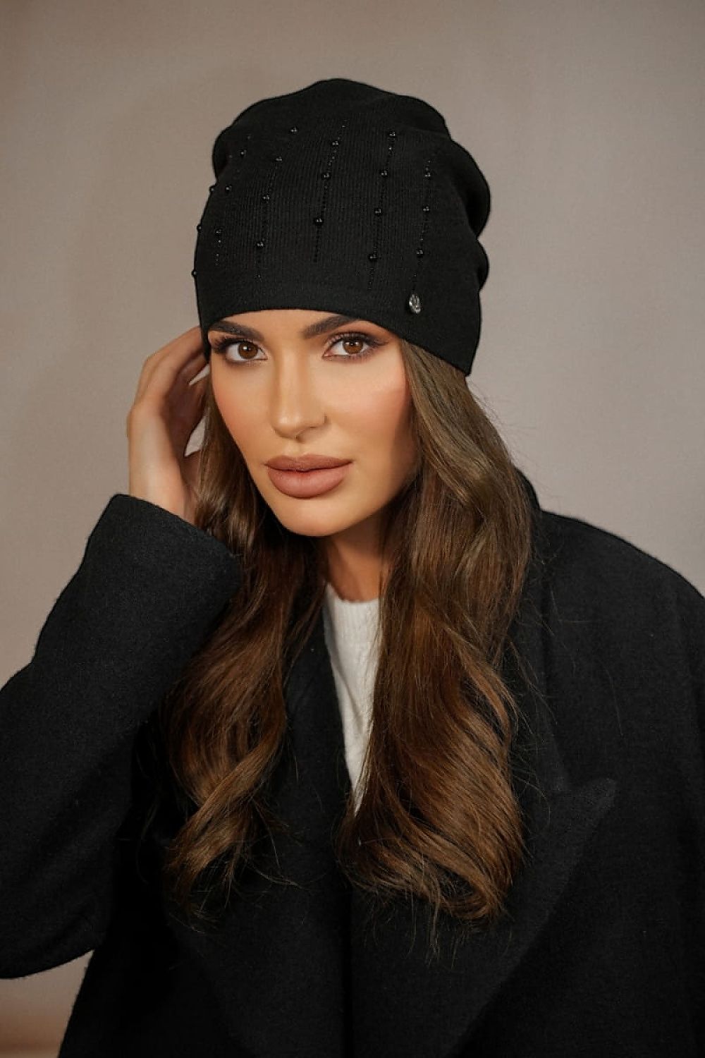  Bonnet model 205209 Kamea 