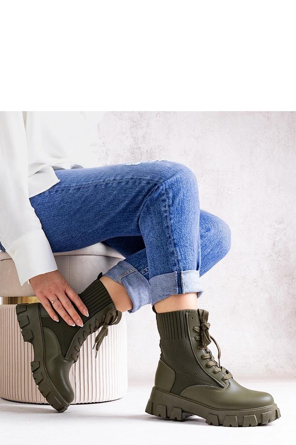  Bottes model 205807 Solea 