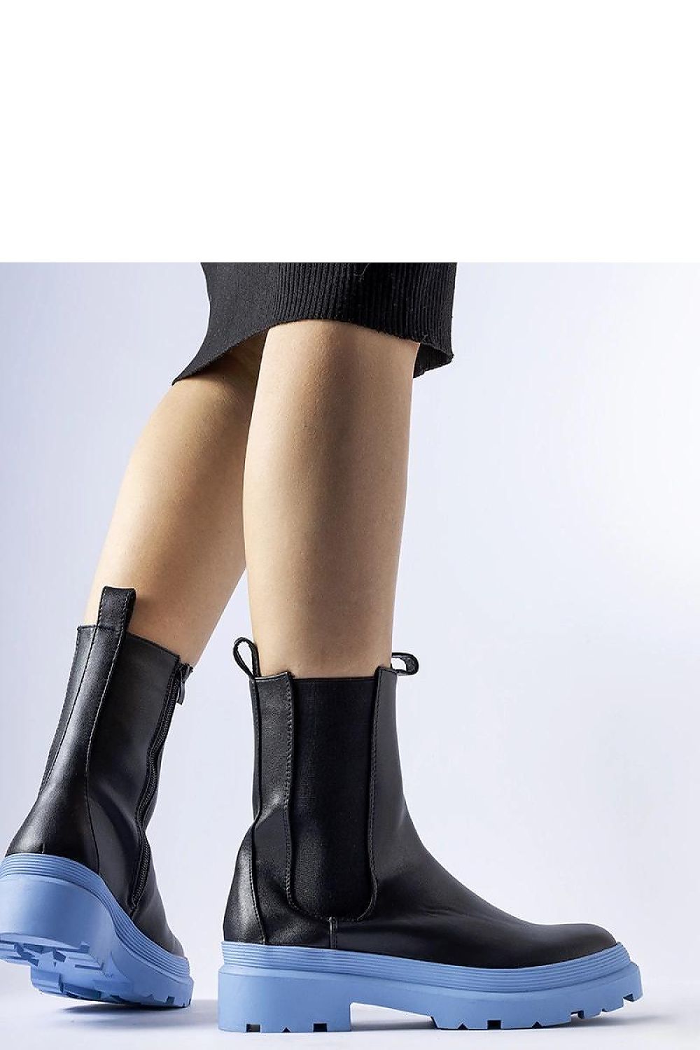  Bottes model 205840 Solea 