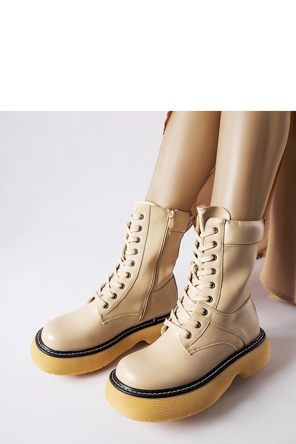  Bottes trappeur model 205867 Solea 