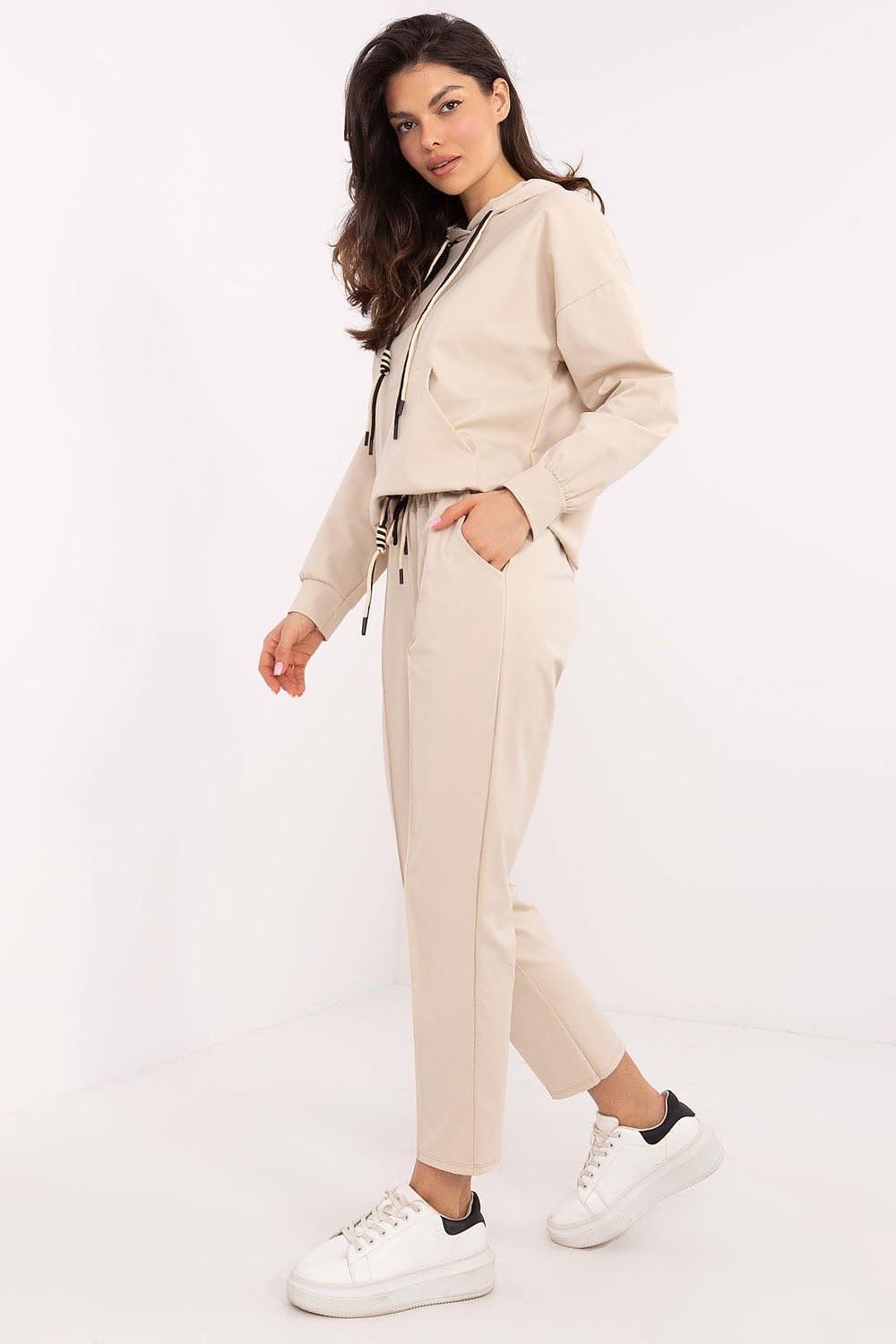 L`ensemble model 206338 Italy Moda 