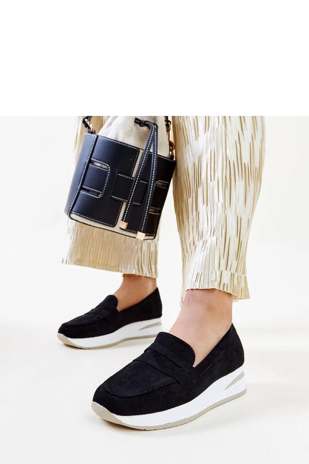  Chaussures Basses model 206458 Solea 