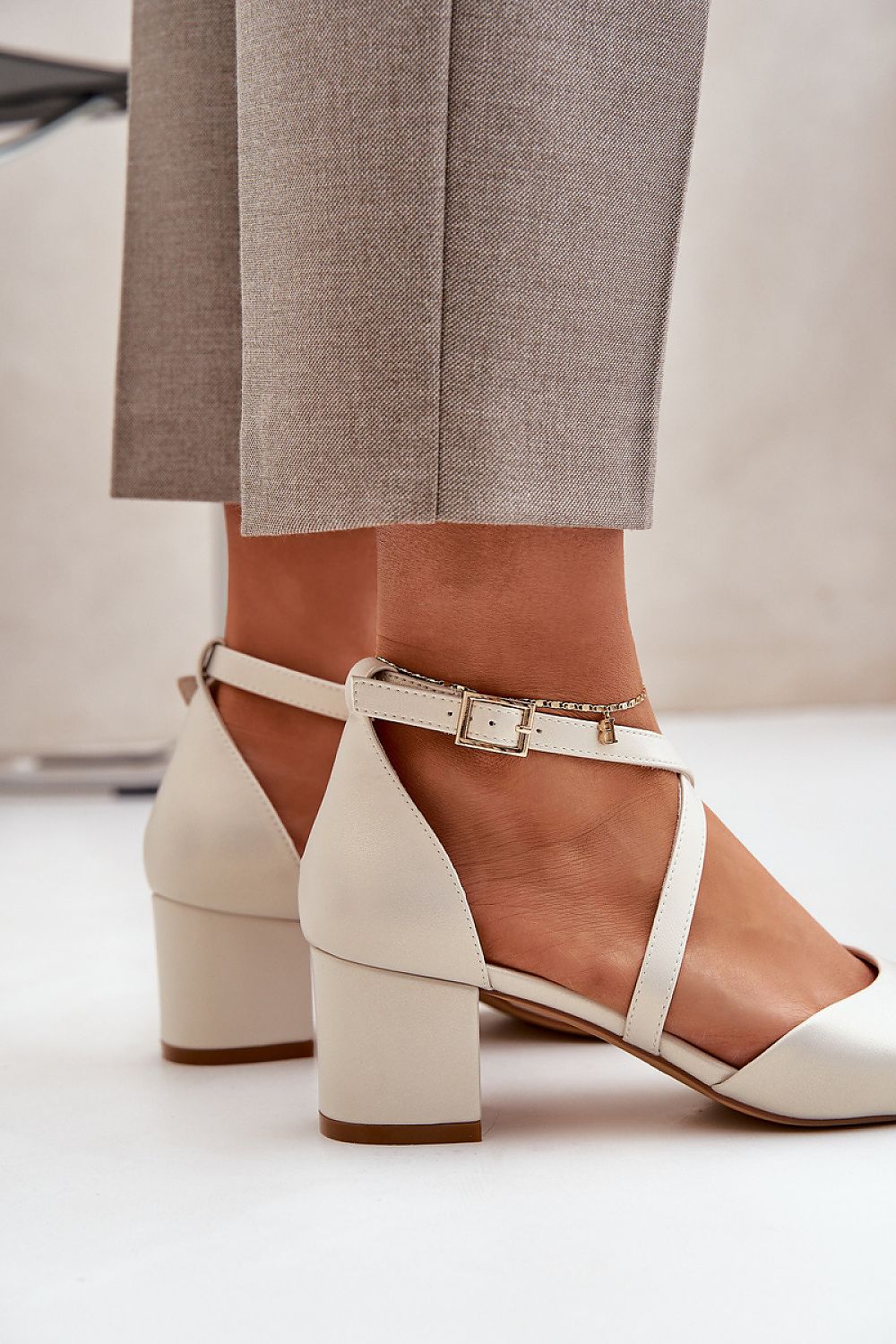  Escarpins talon large model 206811 Step in style 