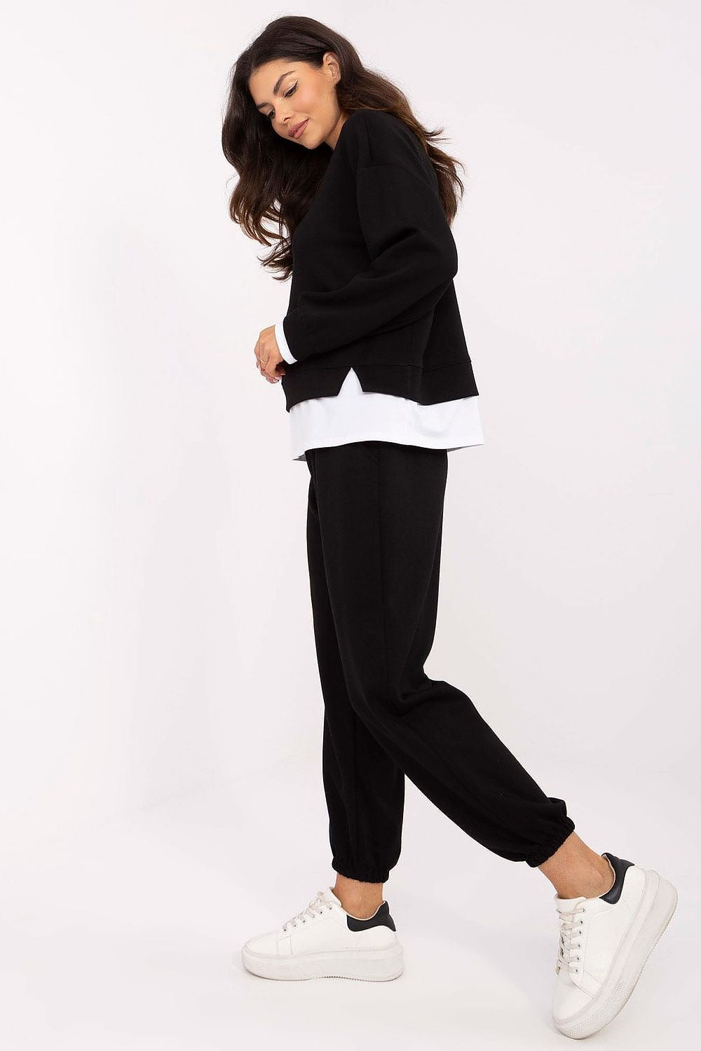  L`ensemble model 207020 Italy Moda 