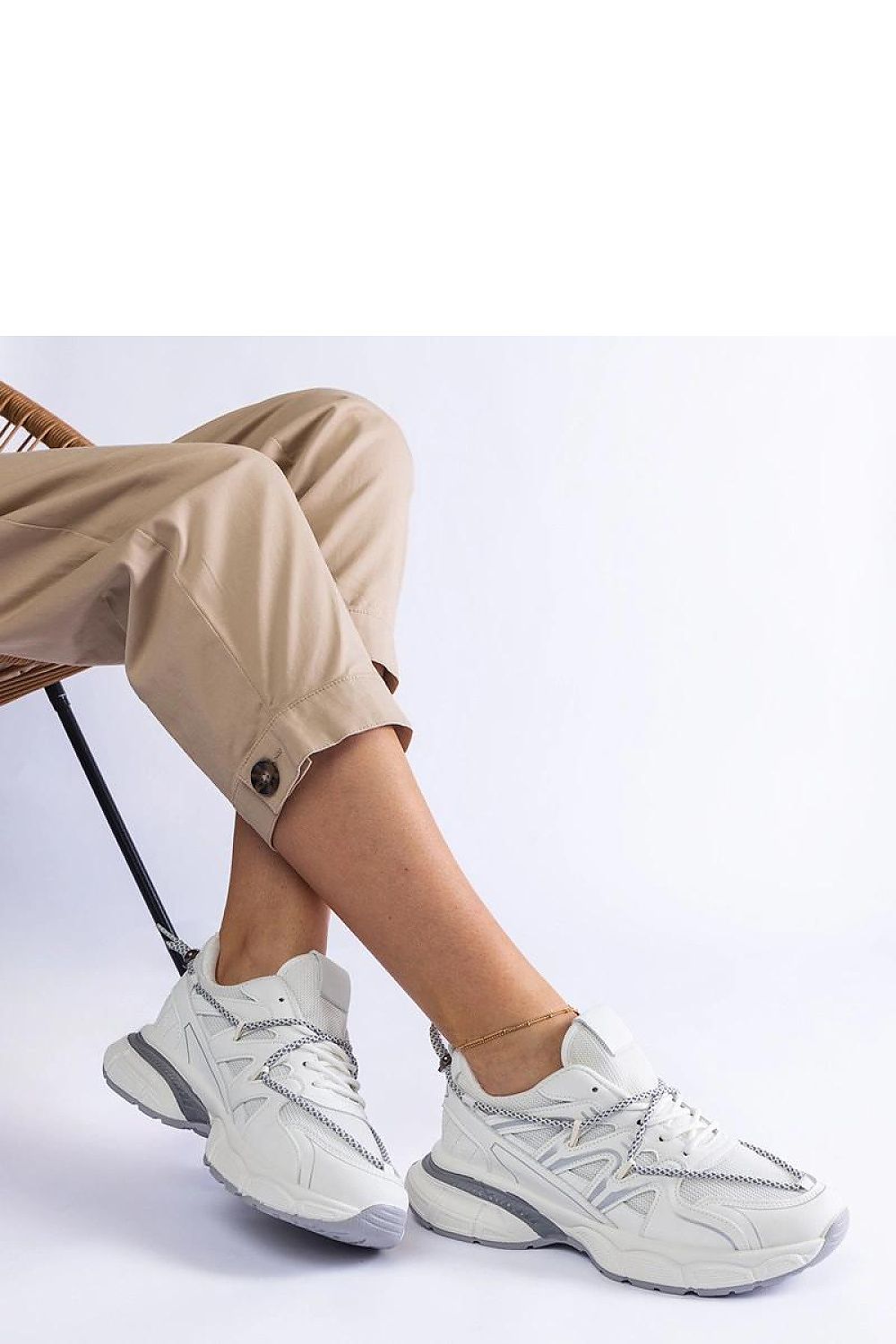  Baskets model 207125 Solea 