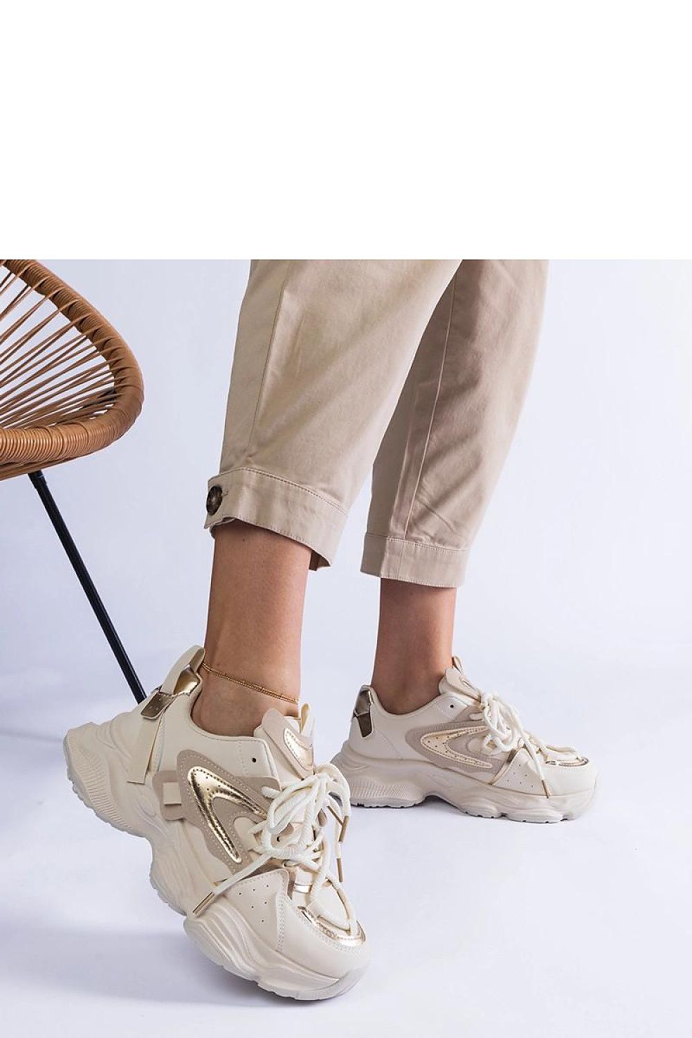  Baskets model 207127 Solea 