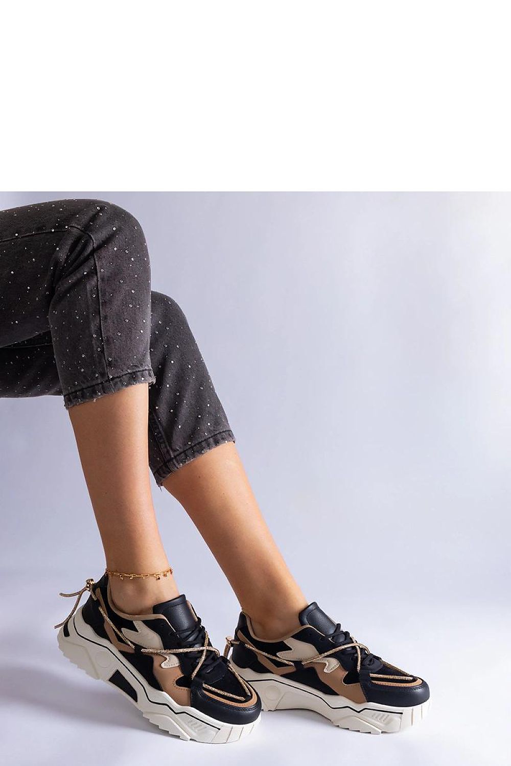  Baskets model 207181 Solea 