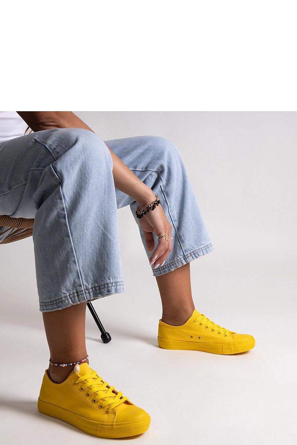  Baskets model 207242 Solea 