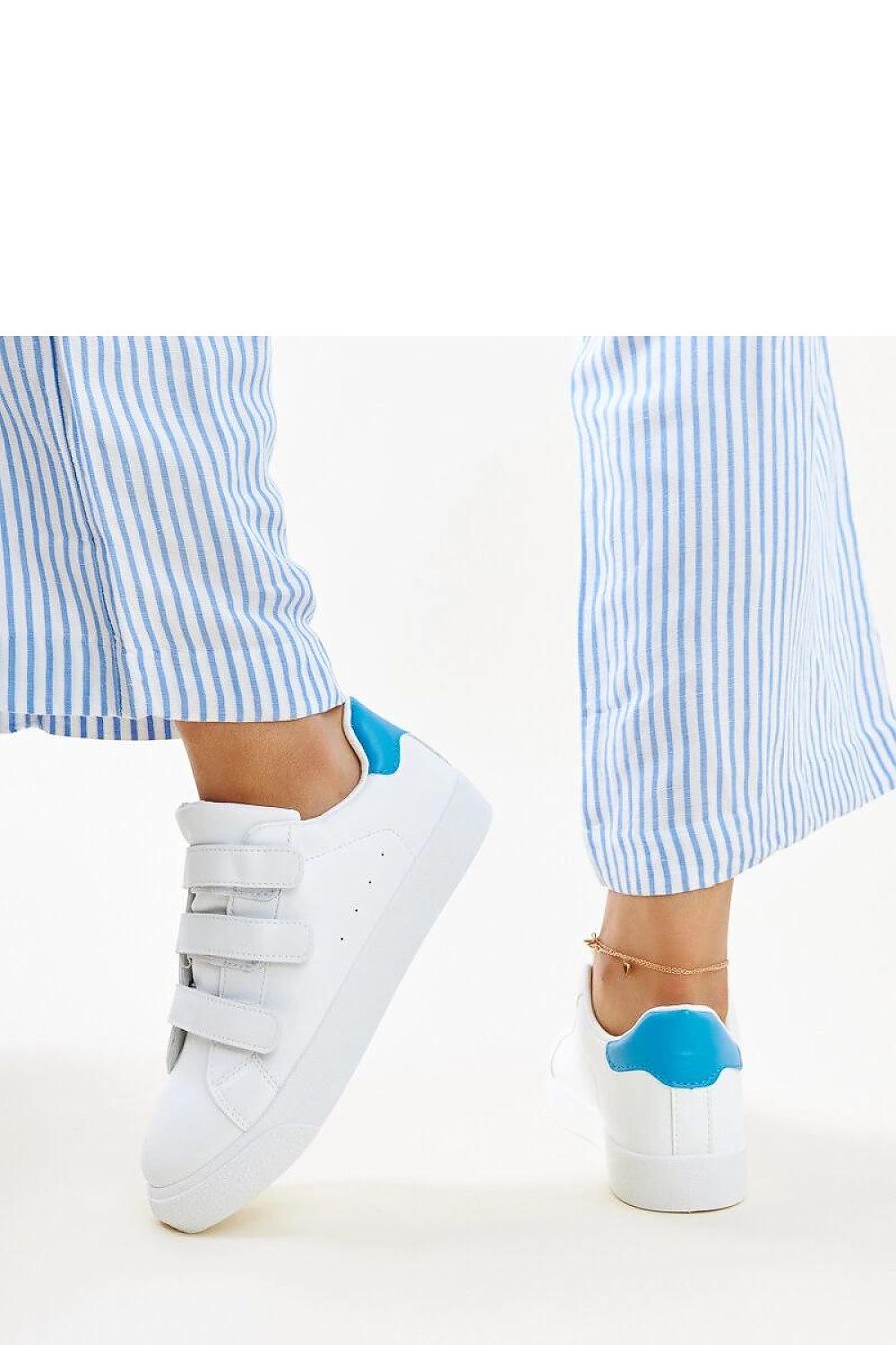  Baskets model 207281 Solea 