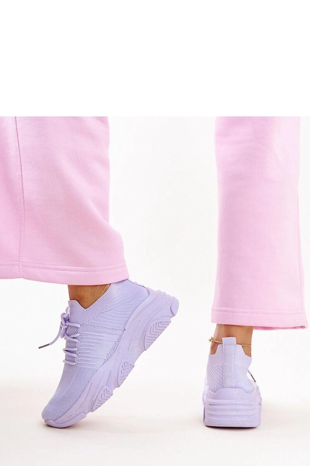  Baskets model 207291 Solea 