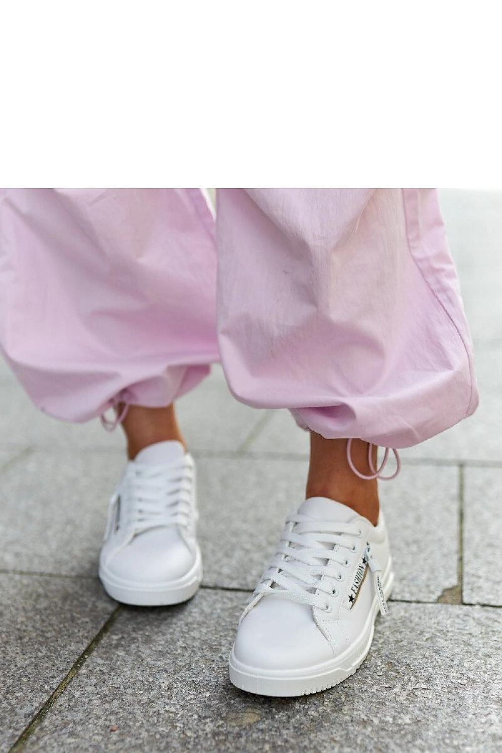  Baskets model 207296 Solea 