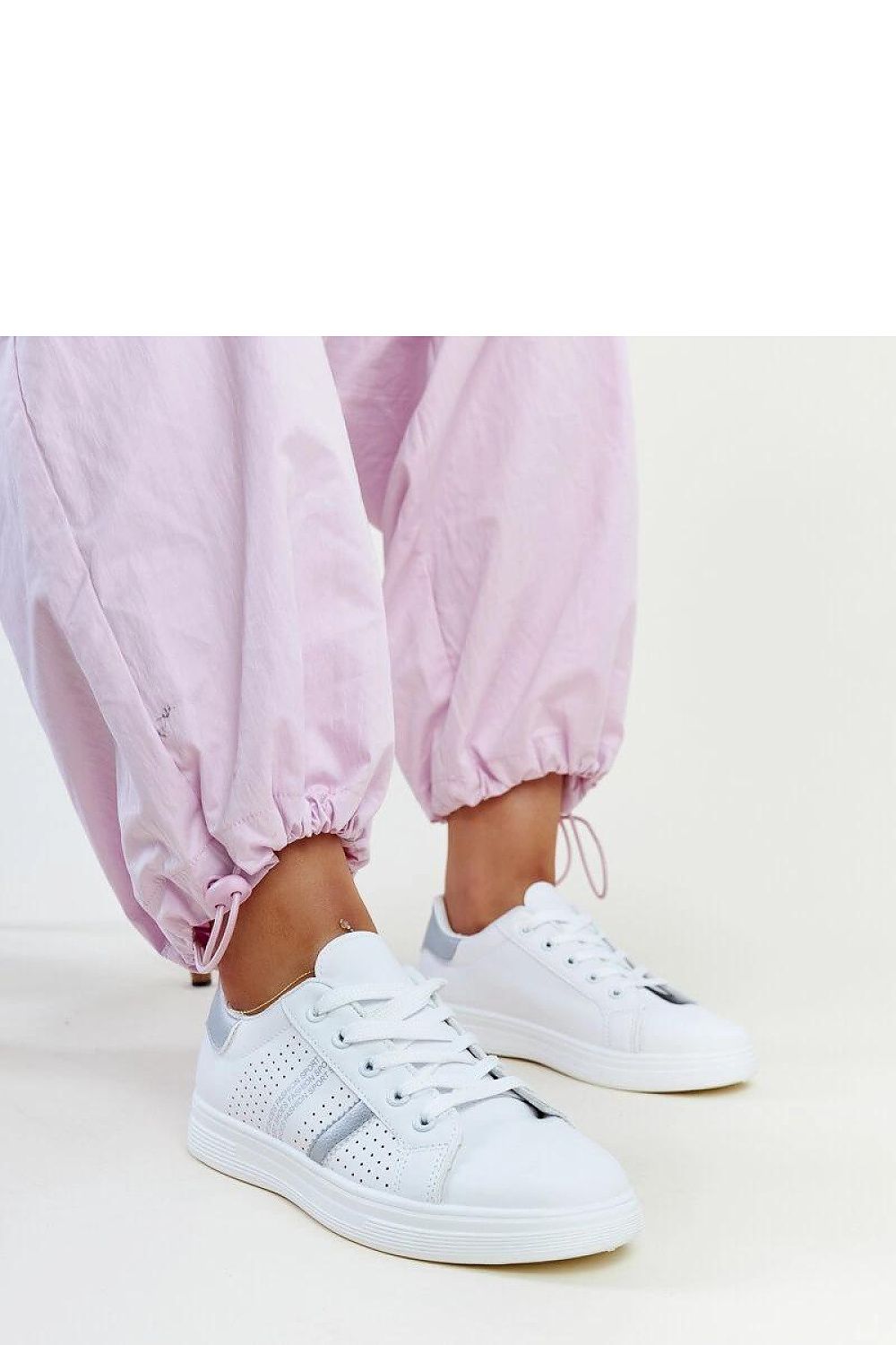  Baskets model 207312 Solea 