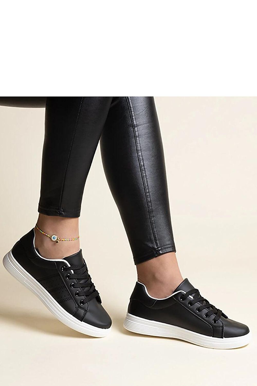  Baskets model 207314 Solea 