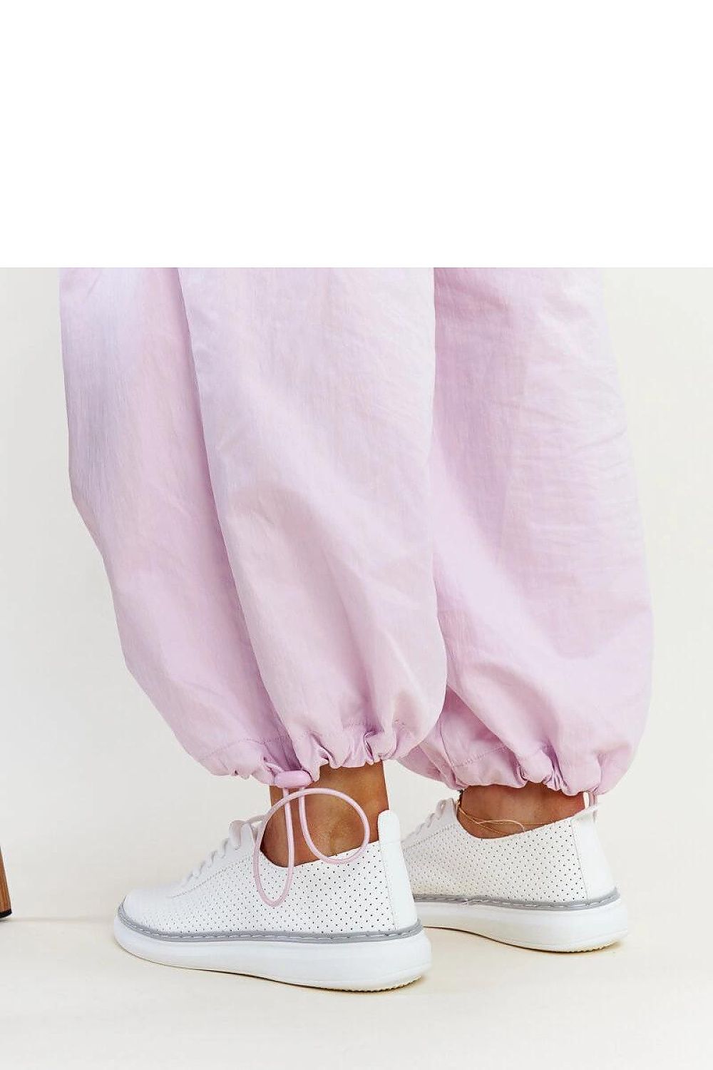  Baskets model 207324 Solea 