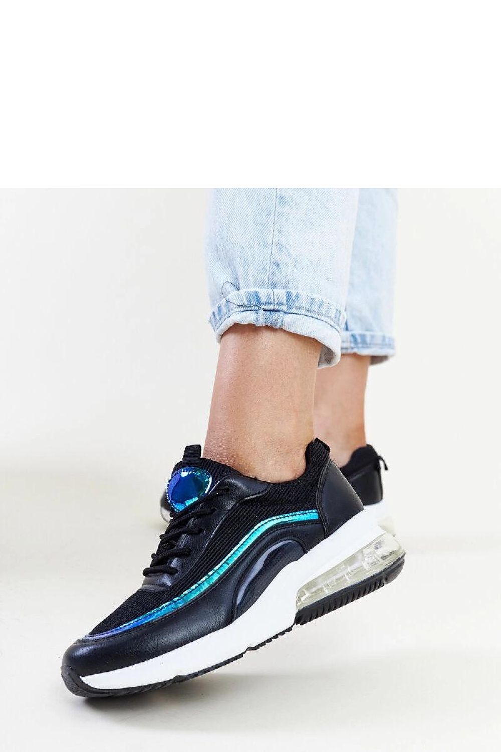  Baskets model 207335 Solea 