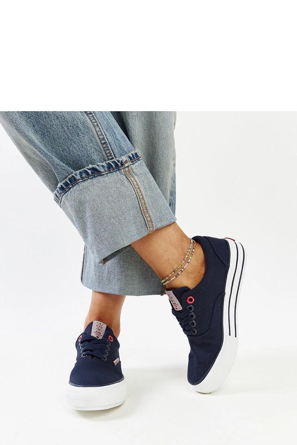  Baskets model 207354 Solea 