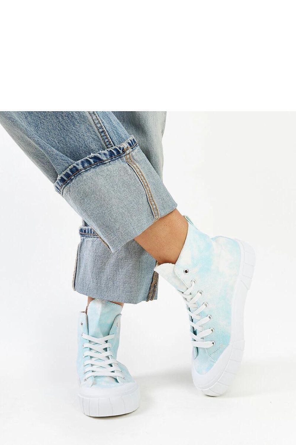  Baskets model 207370 Solea 