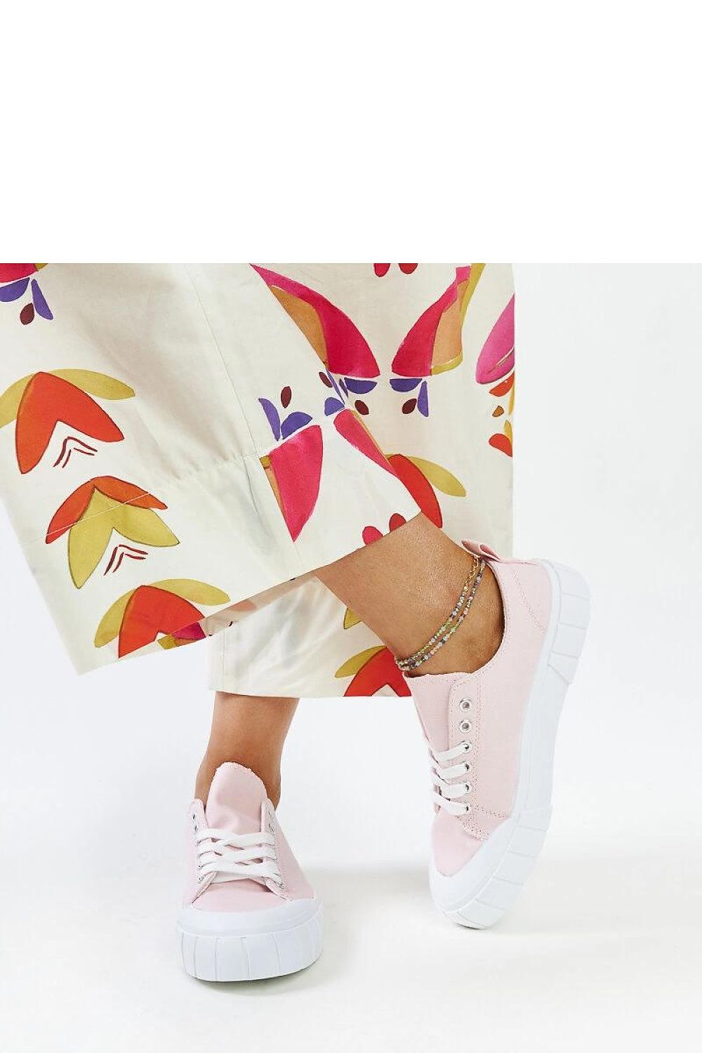  Baskets model 207371 Solea 