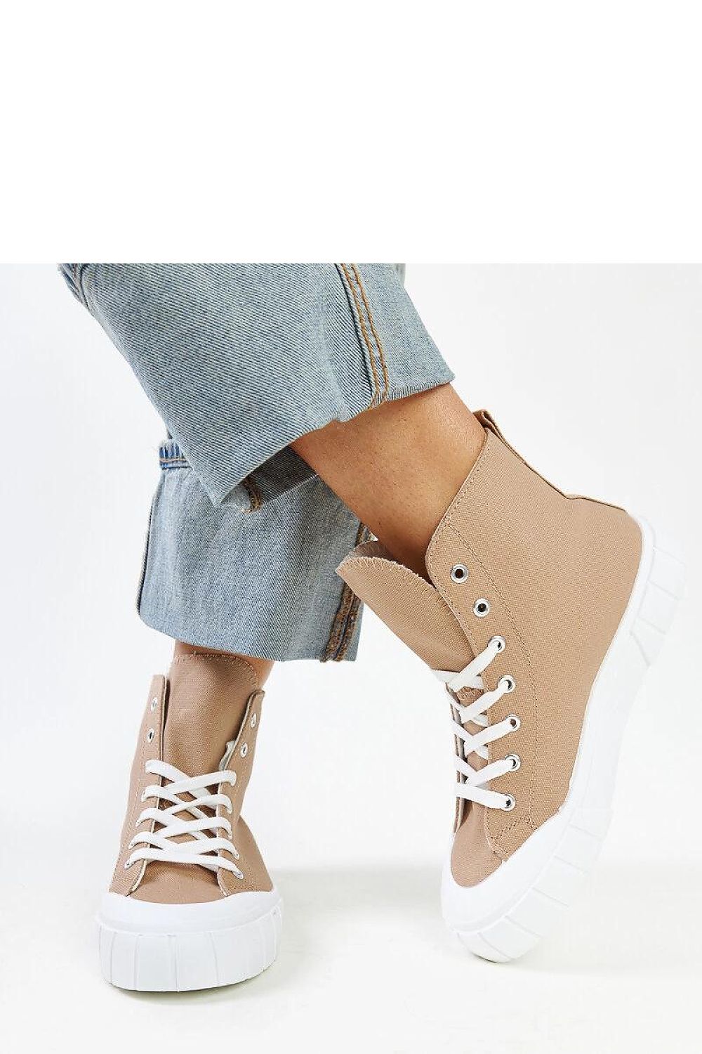  Baskets model 207378 Solea 