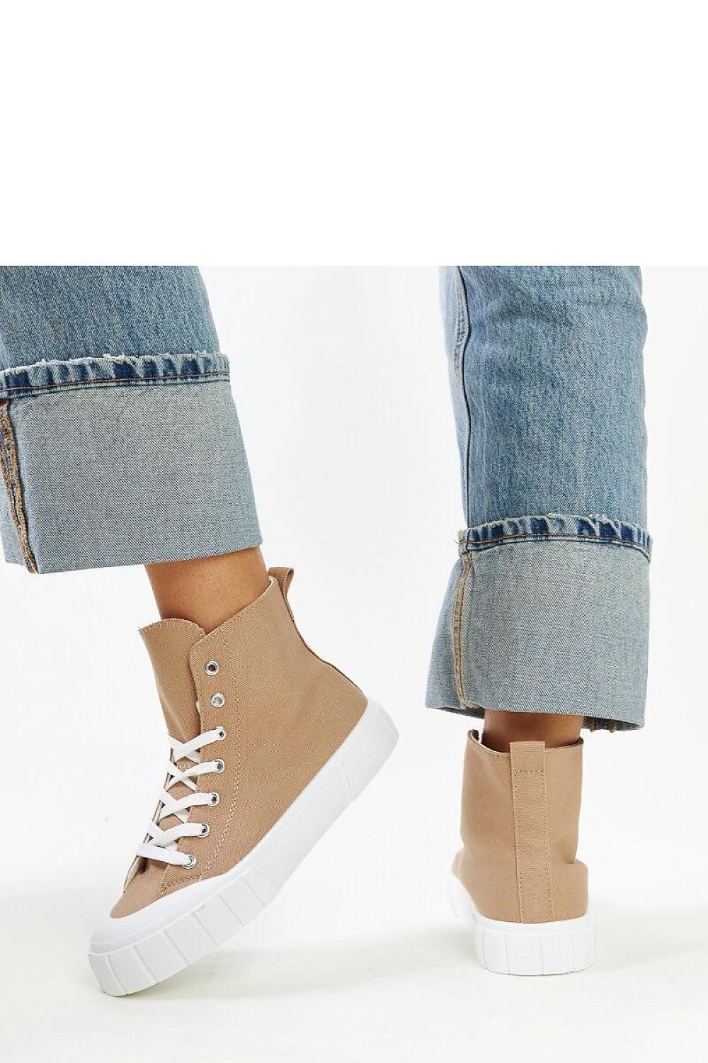  Baskets model 207378 Solea 