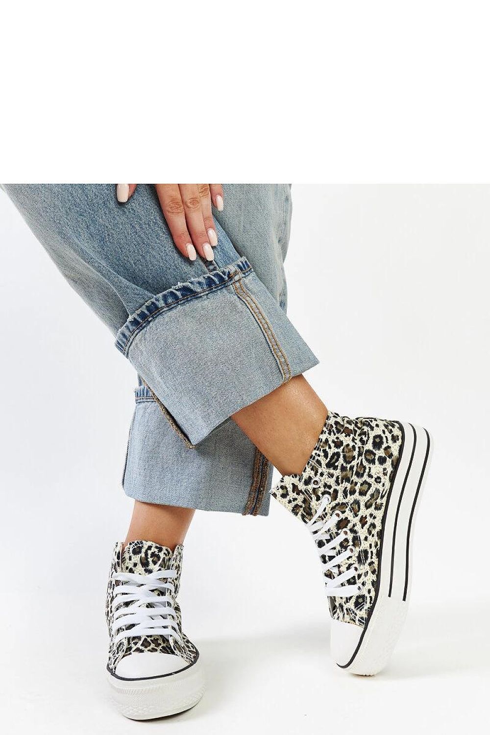  Baskets model 207388 Solea 