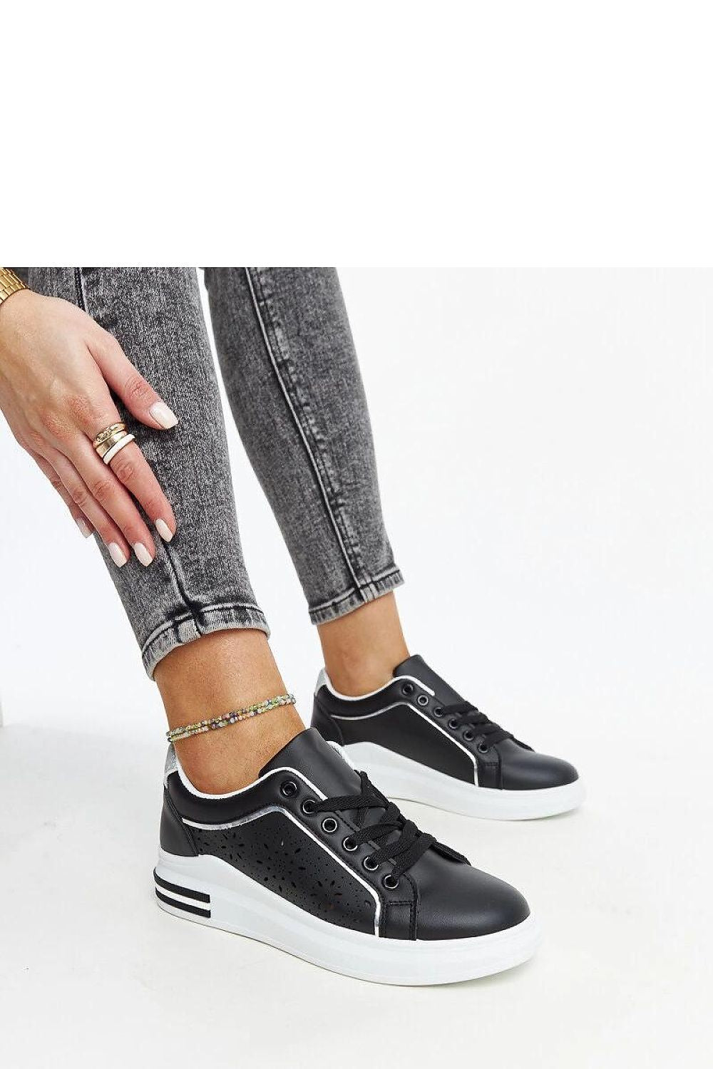  Baskets model 207399 Solea 