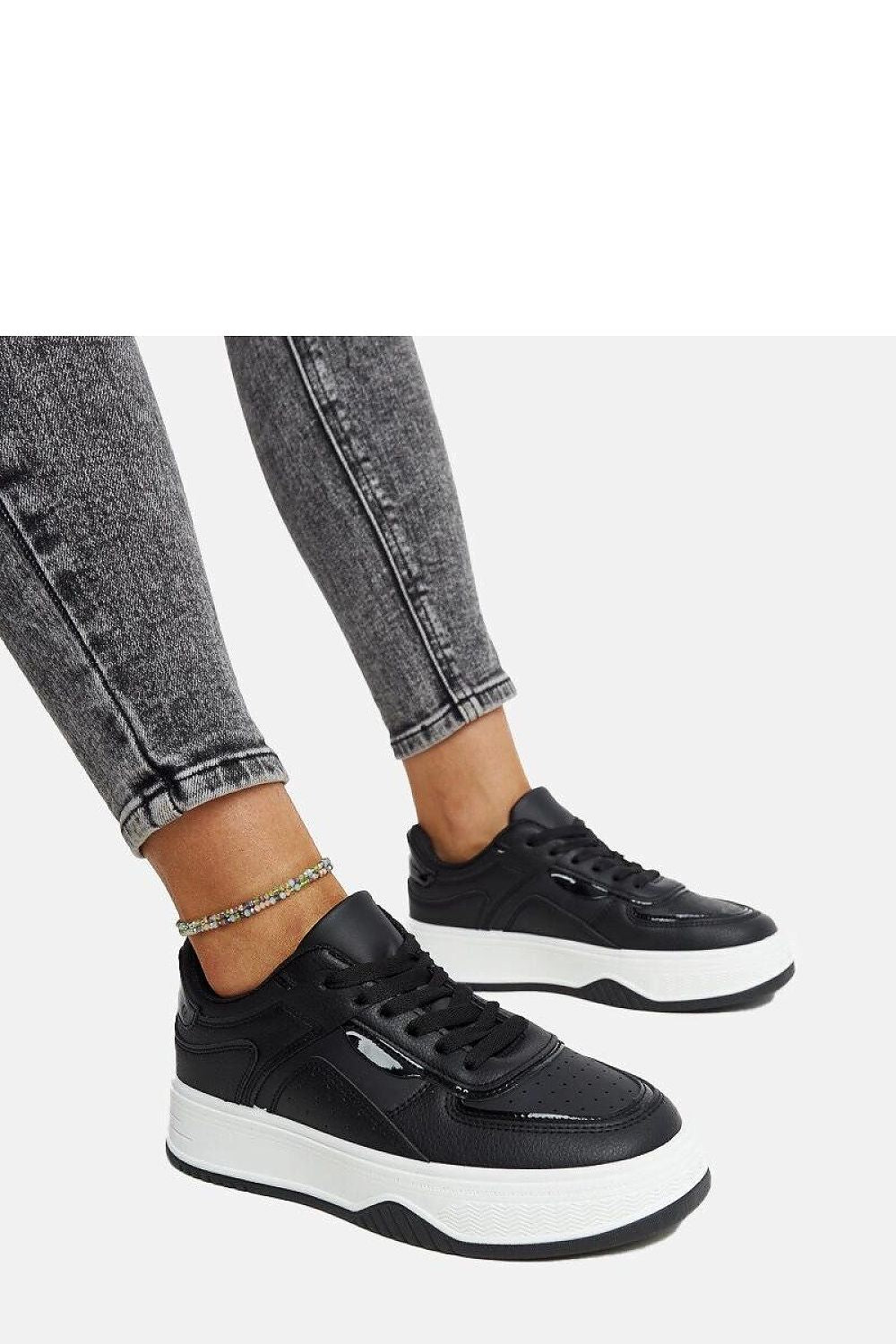  Baskets model 207407 Solea 