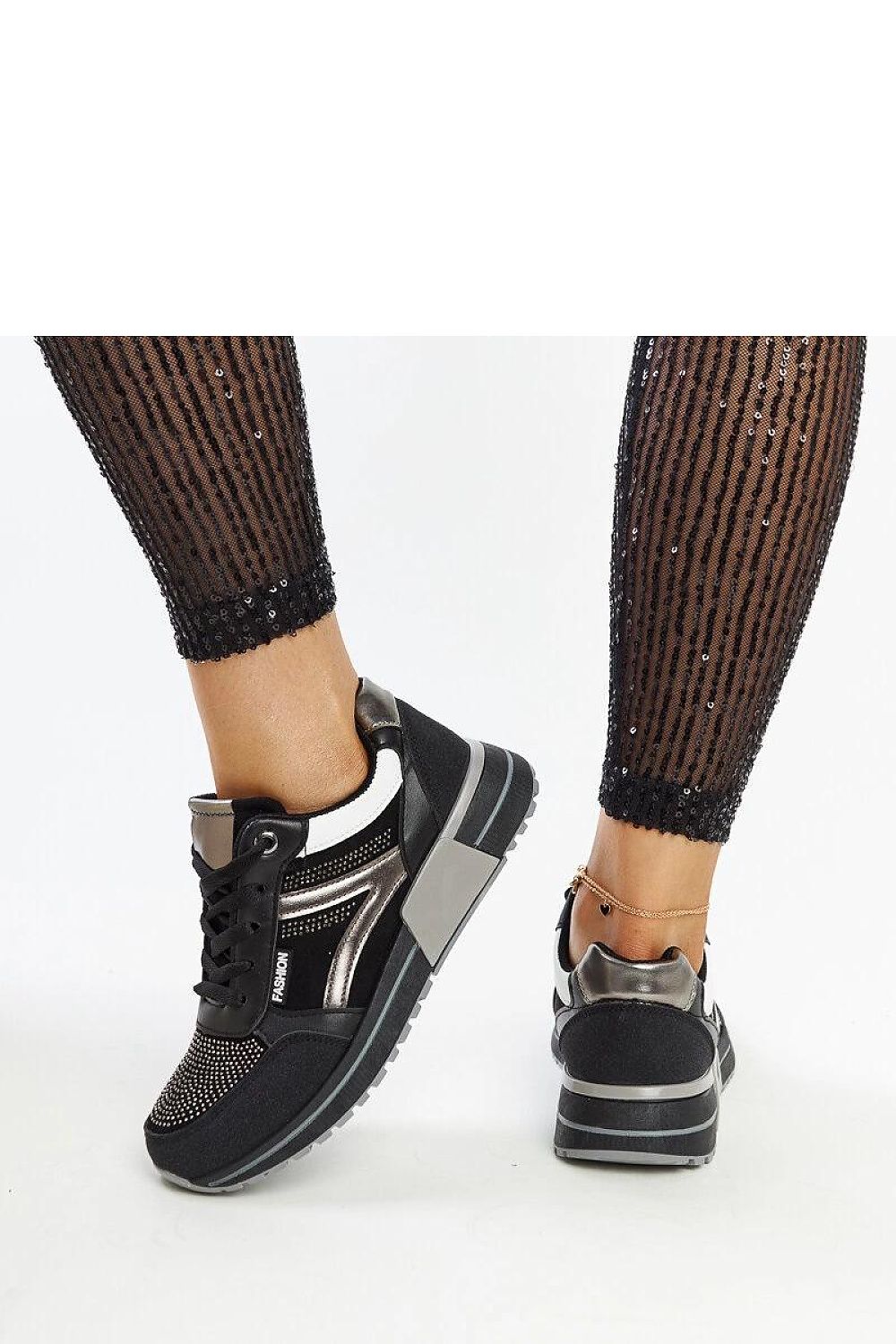  Baskets model 207469 Solea 