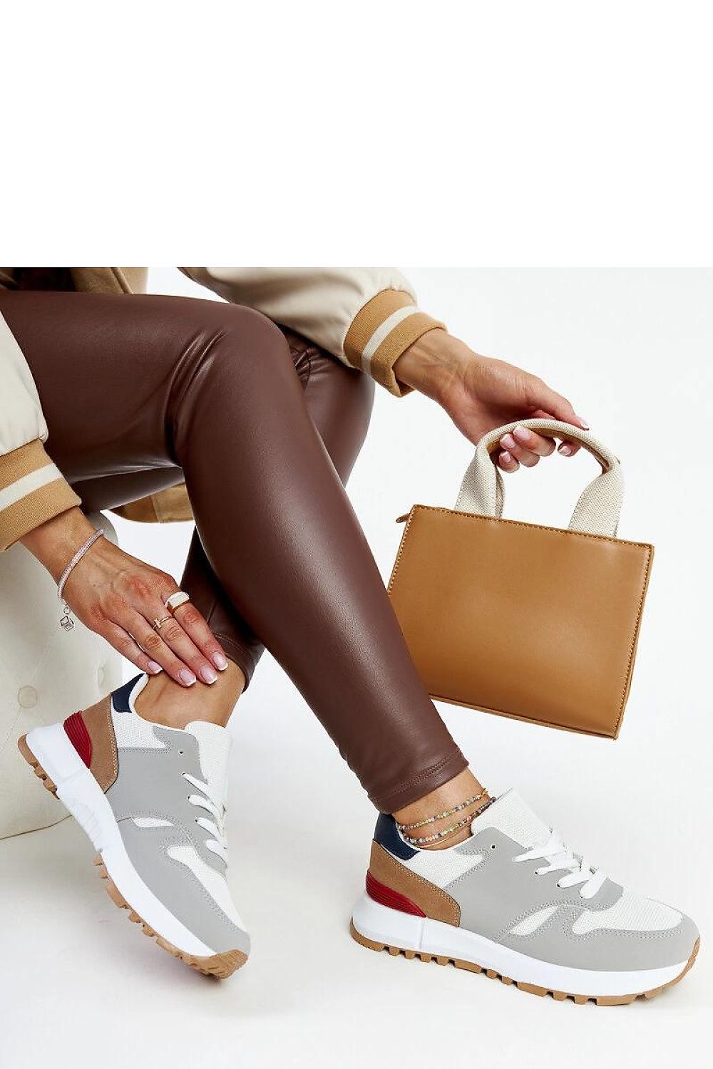  Baskets model 207494 Solea 