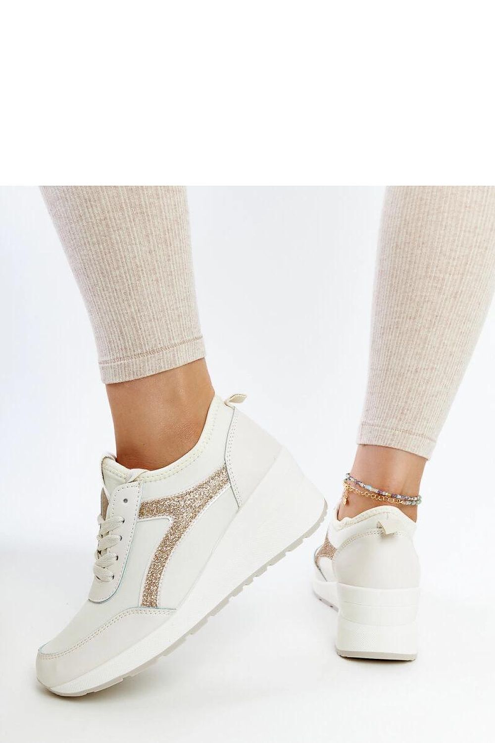  Baskets model 207500 Solea 